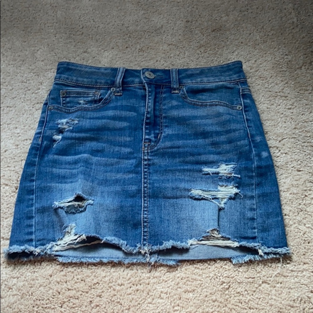 American Eagle Distressed Mini Skirt. BARELY WORN.
